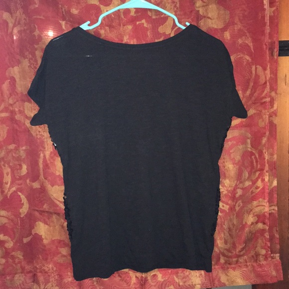Black tee shirt with sequin stripes - Picture 2 of 2